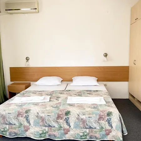 Hotel Mint Family Rawda