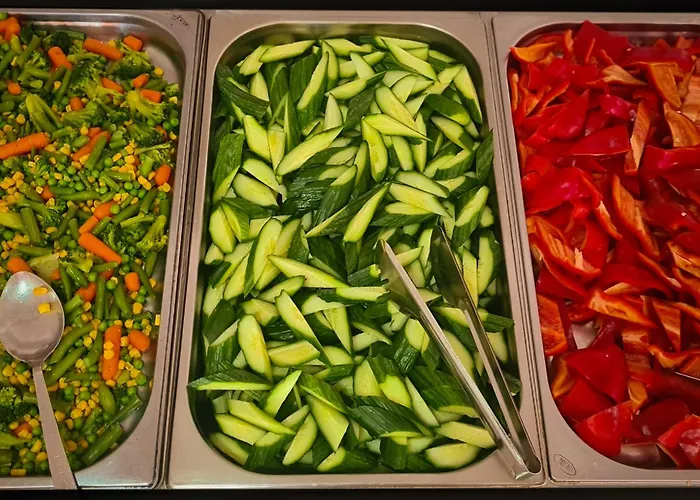 Mint Family Szálloda *